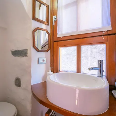 La Casa Di Elisa Сasa de vacaciones Brienno